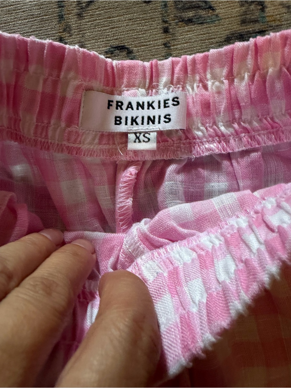 Frankie’s bikinis “Lou” shorts in pink picnic - Picture 8 of 9
